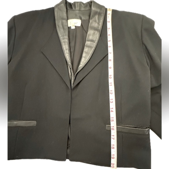 Vintage Leanto 80s Crop Blazer Tuxedo Jacket Black with Leather Detail size 5/6 - Picture 12 of 15